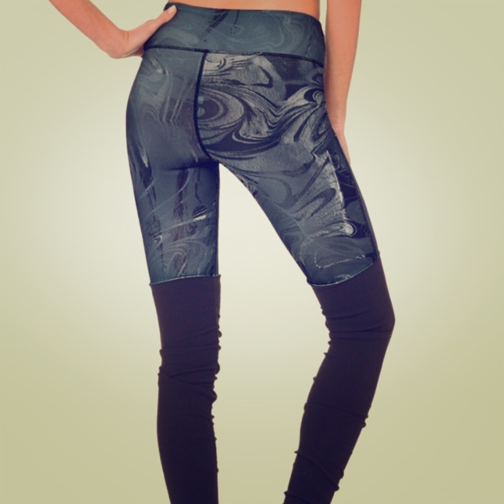 Alo yoga goddess marble leggings